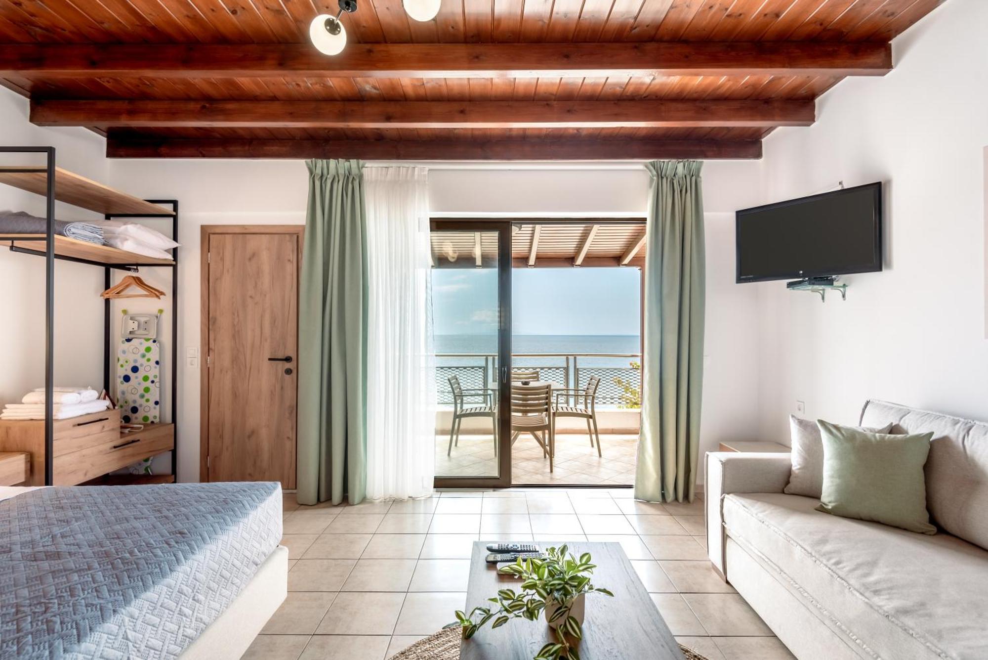 Superb Apartments Kriaras Sea View In Sfakia Khóra Sfakíon المظهر الخارجي الصورة
